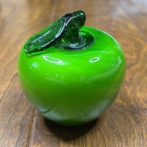 Murano style glass Vegetable 3.5" Green Apple‎ hand blown paper weight decor